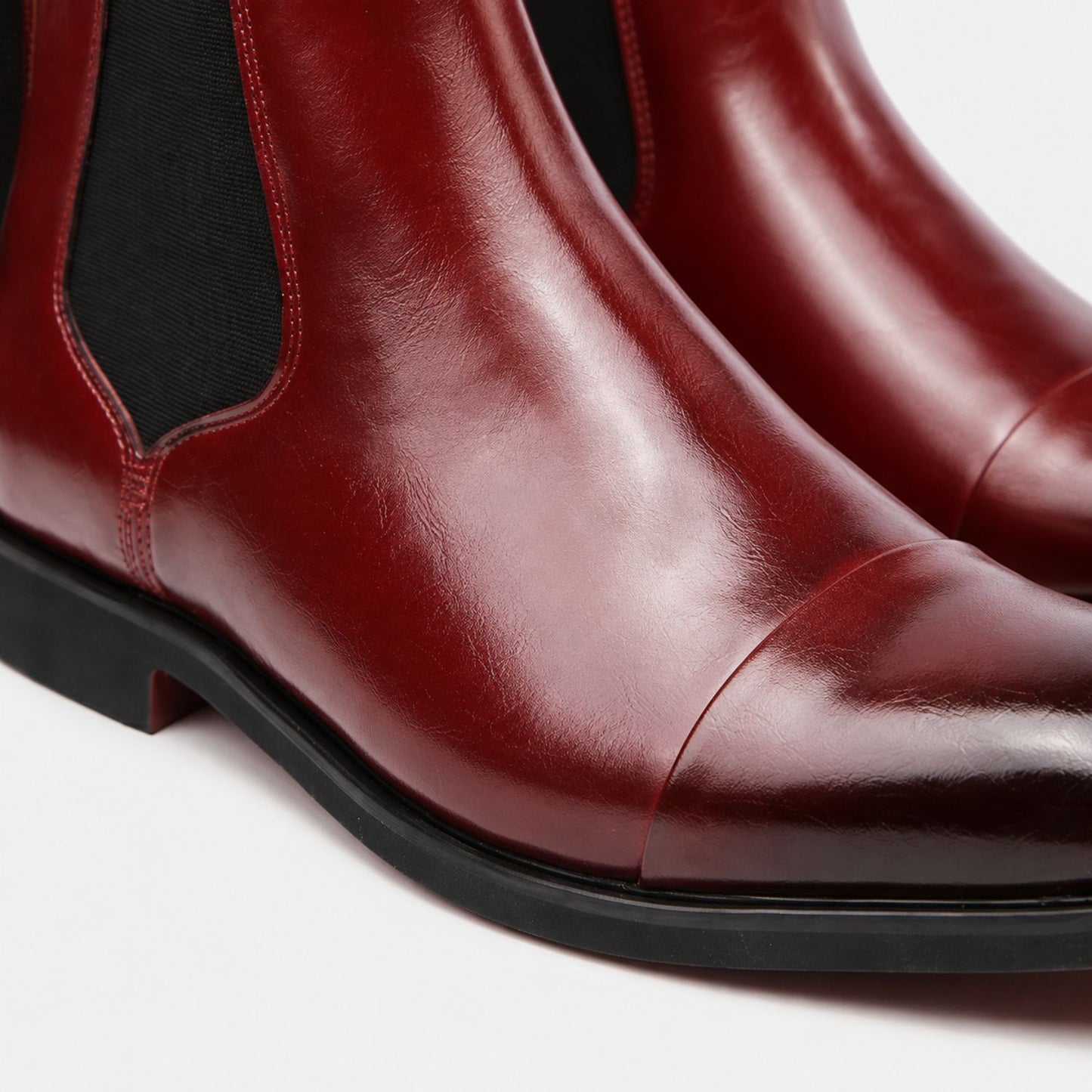 Cap Toe Chelsea Boots | Revangiol