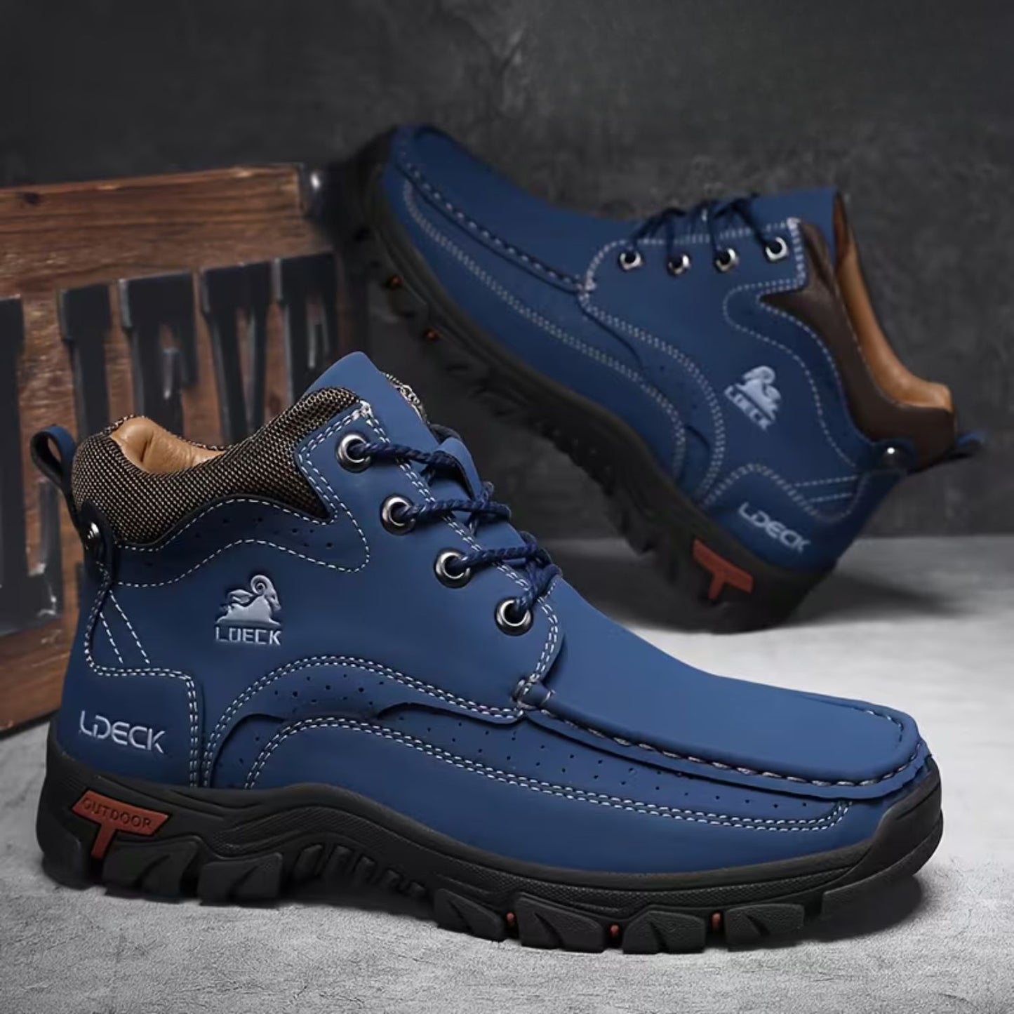 Classic Mid-Top Chukka Boots | Revangiol