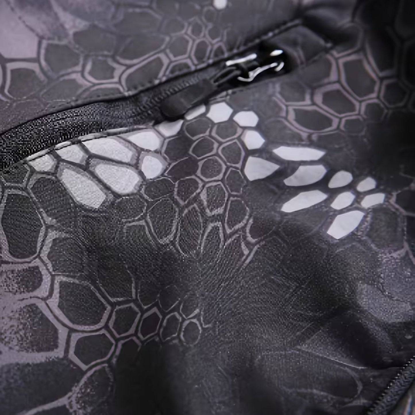 Camouflage Hooded Ski Jacket | Revangiol