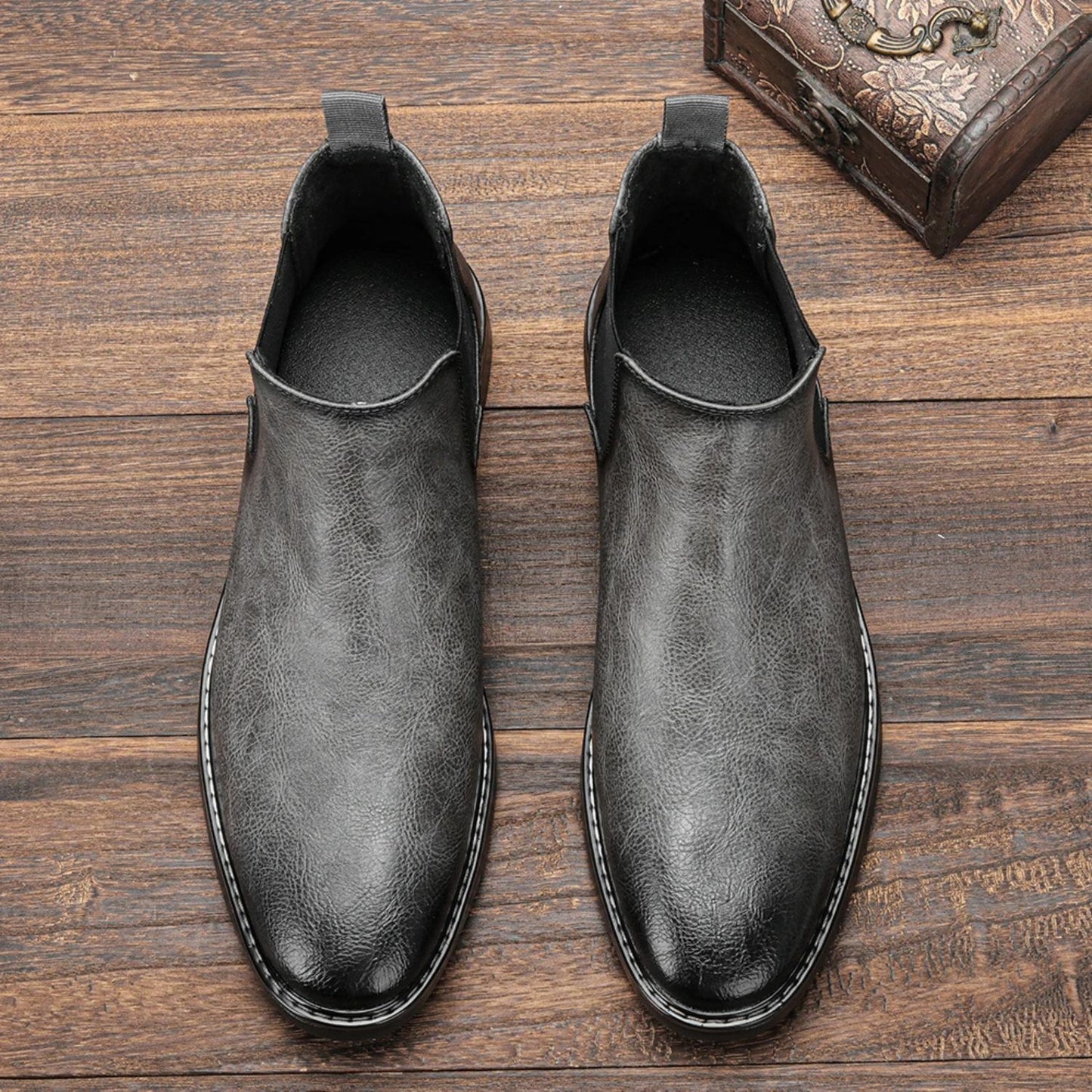 Classic Chelsea Boots | Revangiol