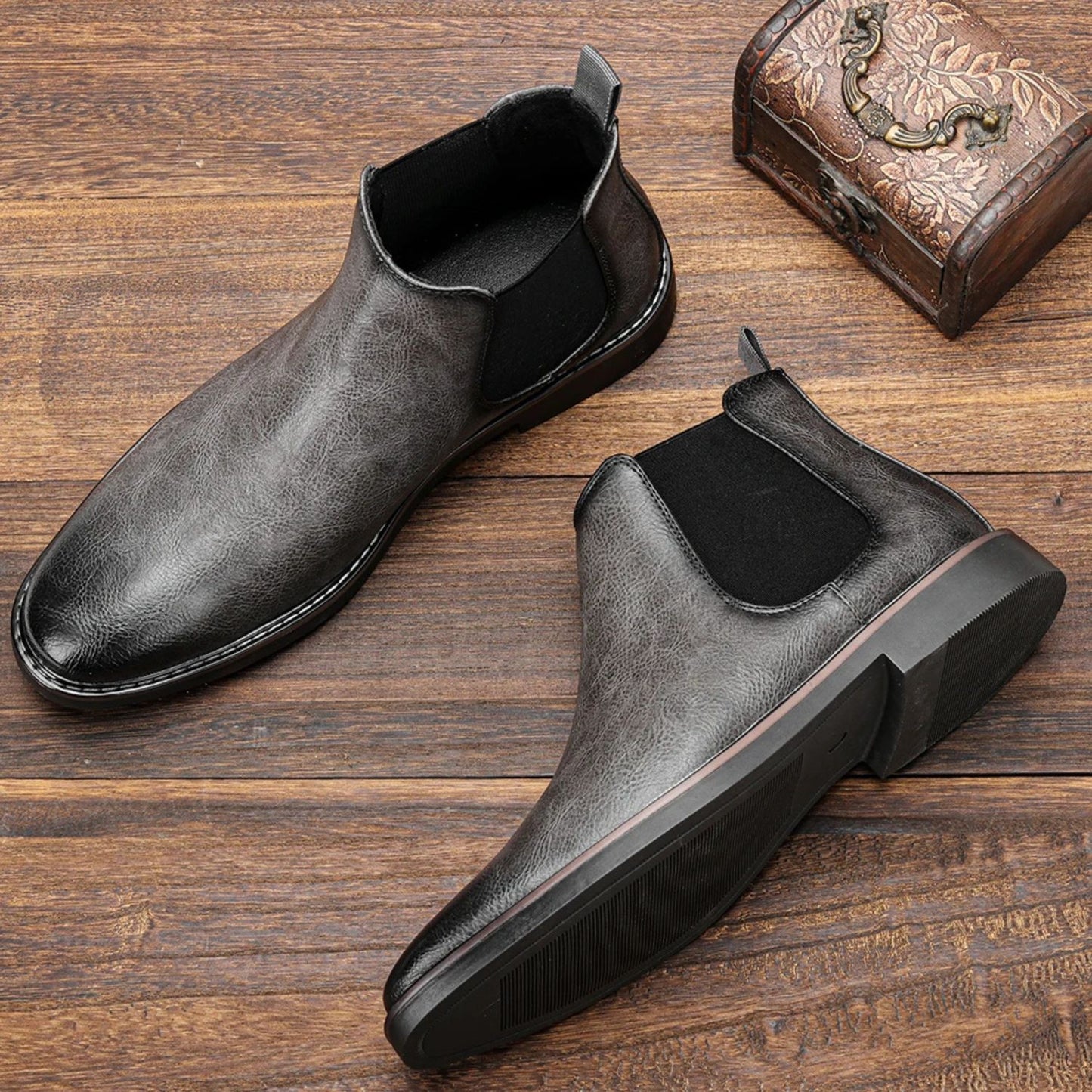 Classic Chelsea Boots | Revangiol