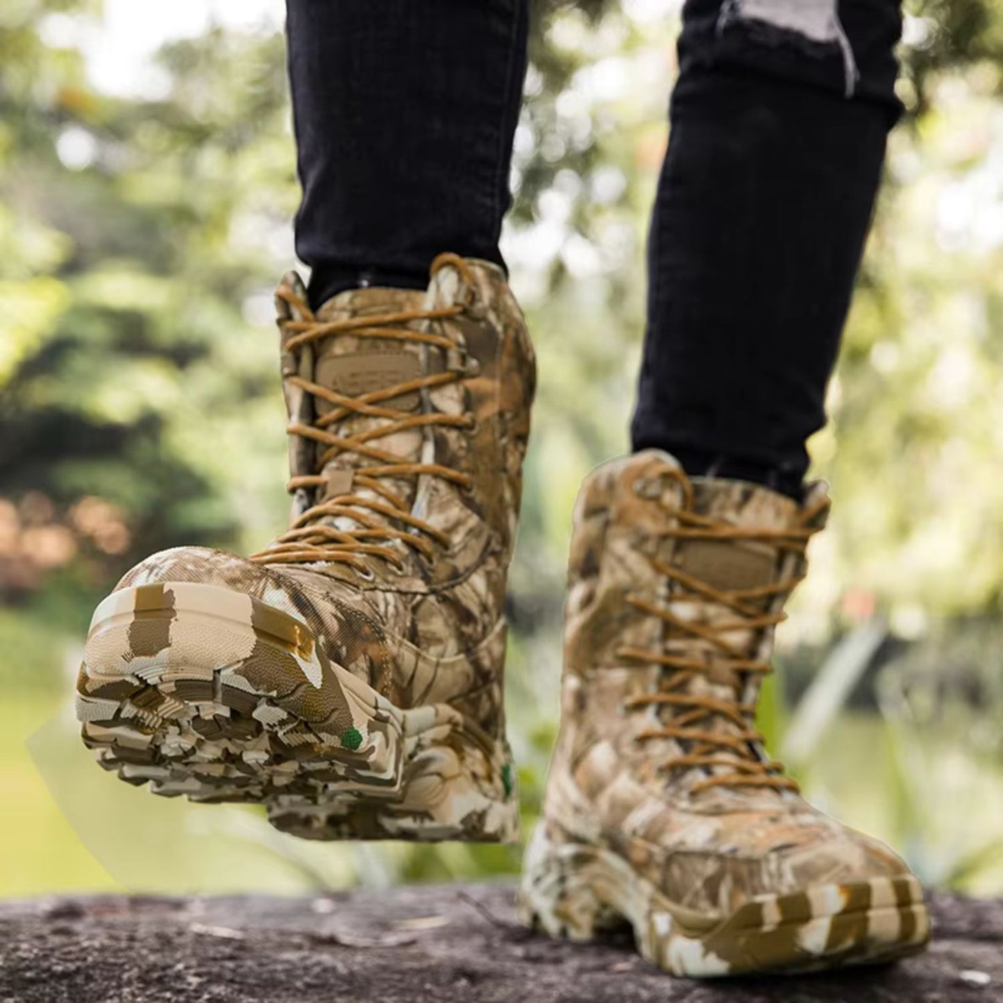 Insulated Camo Hunting Boots | Revangiol