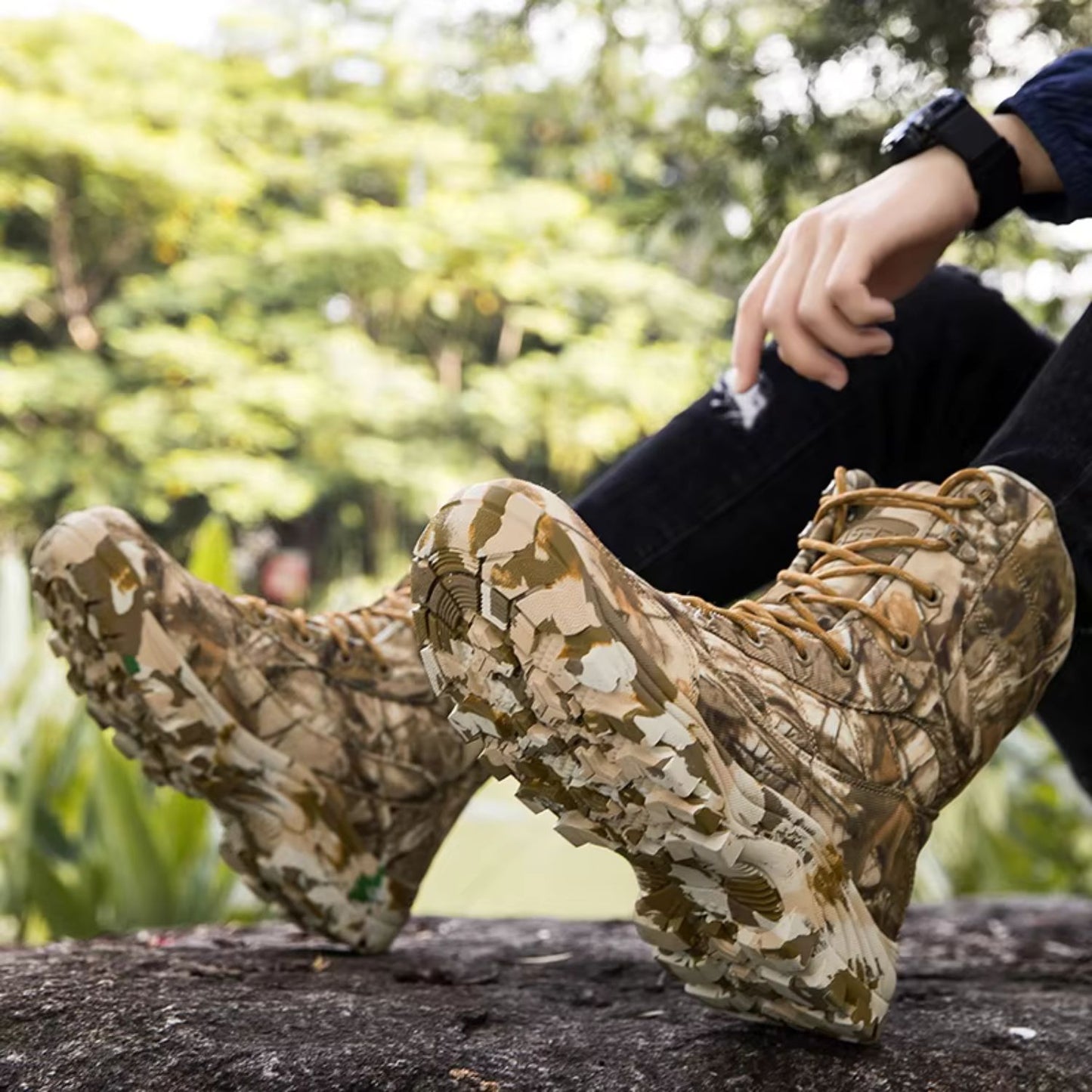 Insulated Camo Hunting Boots | Revangiol