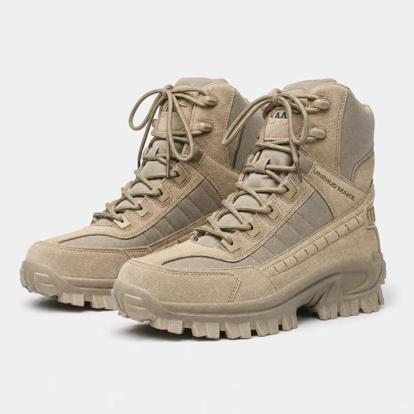 Desert Trek Hunting Boots | Revangiol