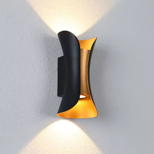 Modern Black Gold Wall Light | Revangiol