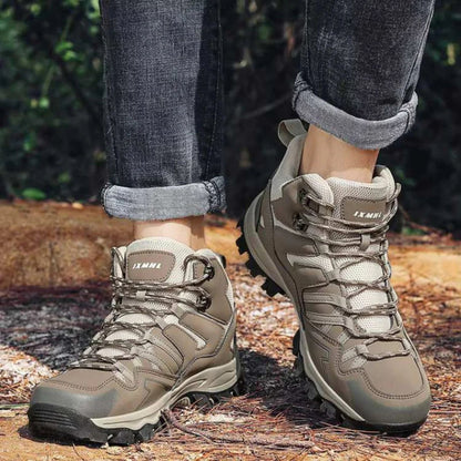 Rugged Trail Hiking Boots | Revangiol