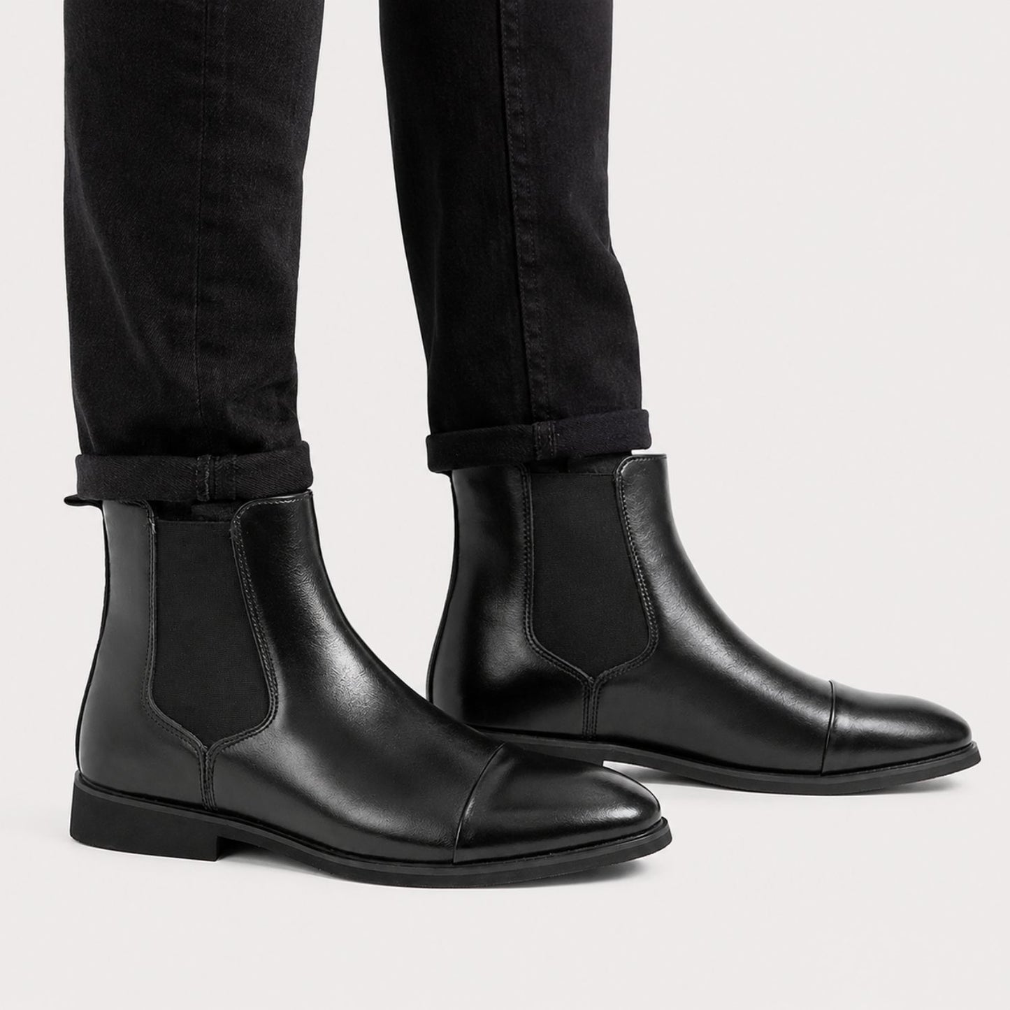 Cap Toe Chelsea Boots | Revangiol