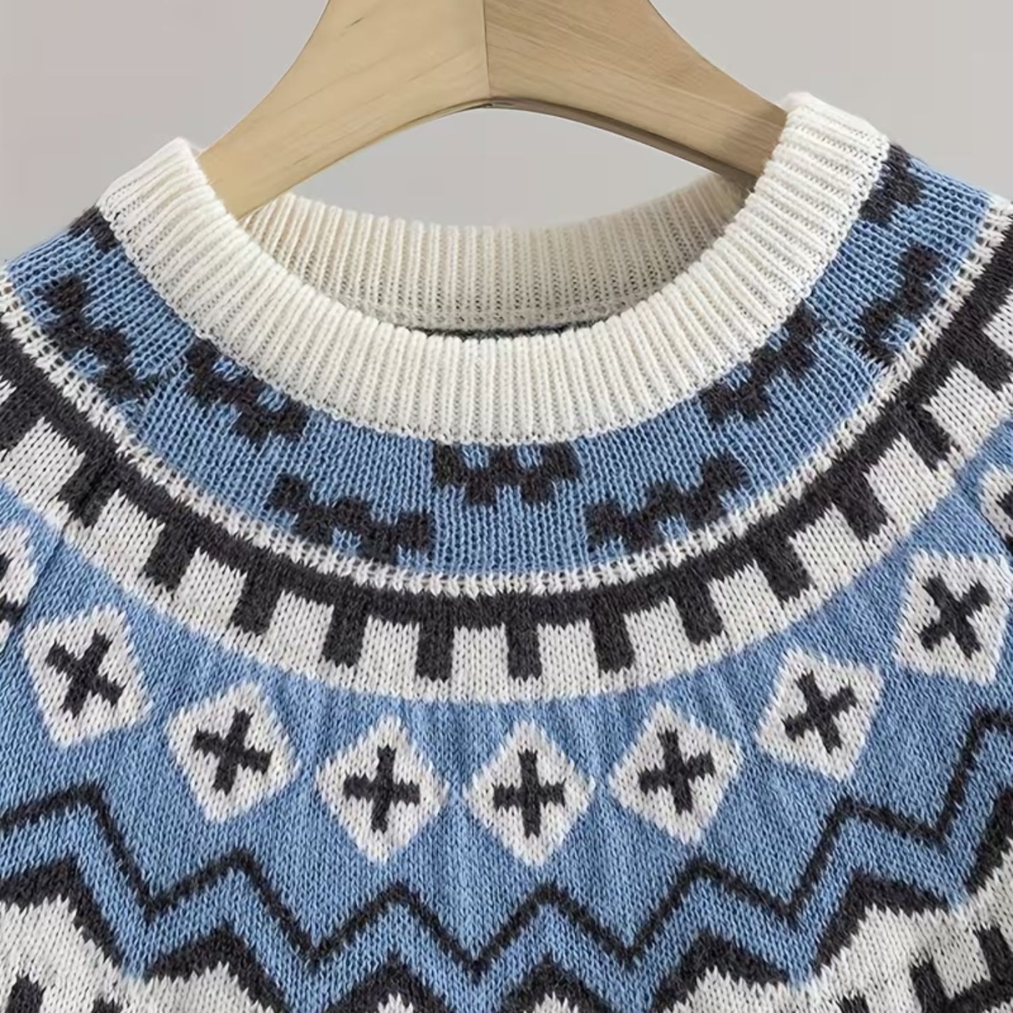 Nordic Fair Isle Christmas Sweater | Revangiol