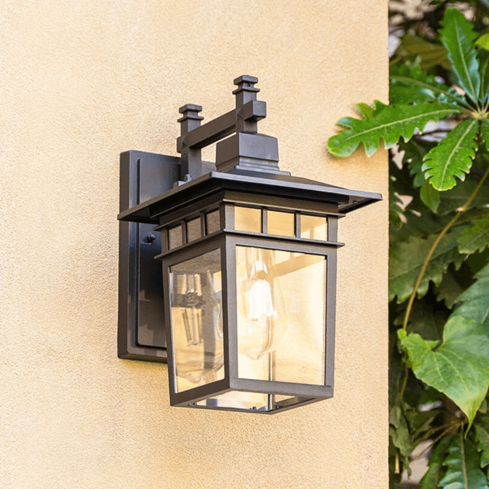 Weather Resistant Outdoor Wall Light | Revangiol