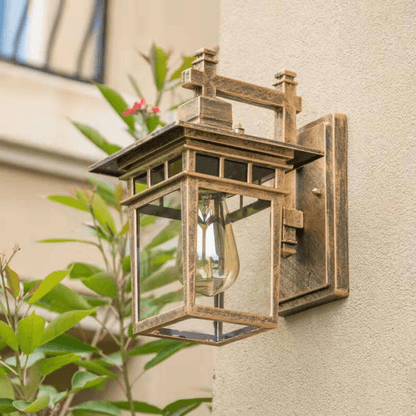 Weather Resistant Outdoor Wall Light | Revangiol