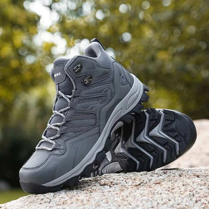 Rugged Trail Hiking Boots | Revangiol