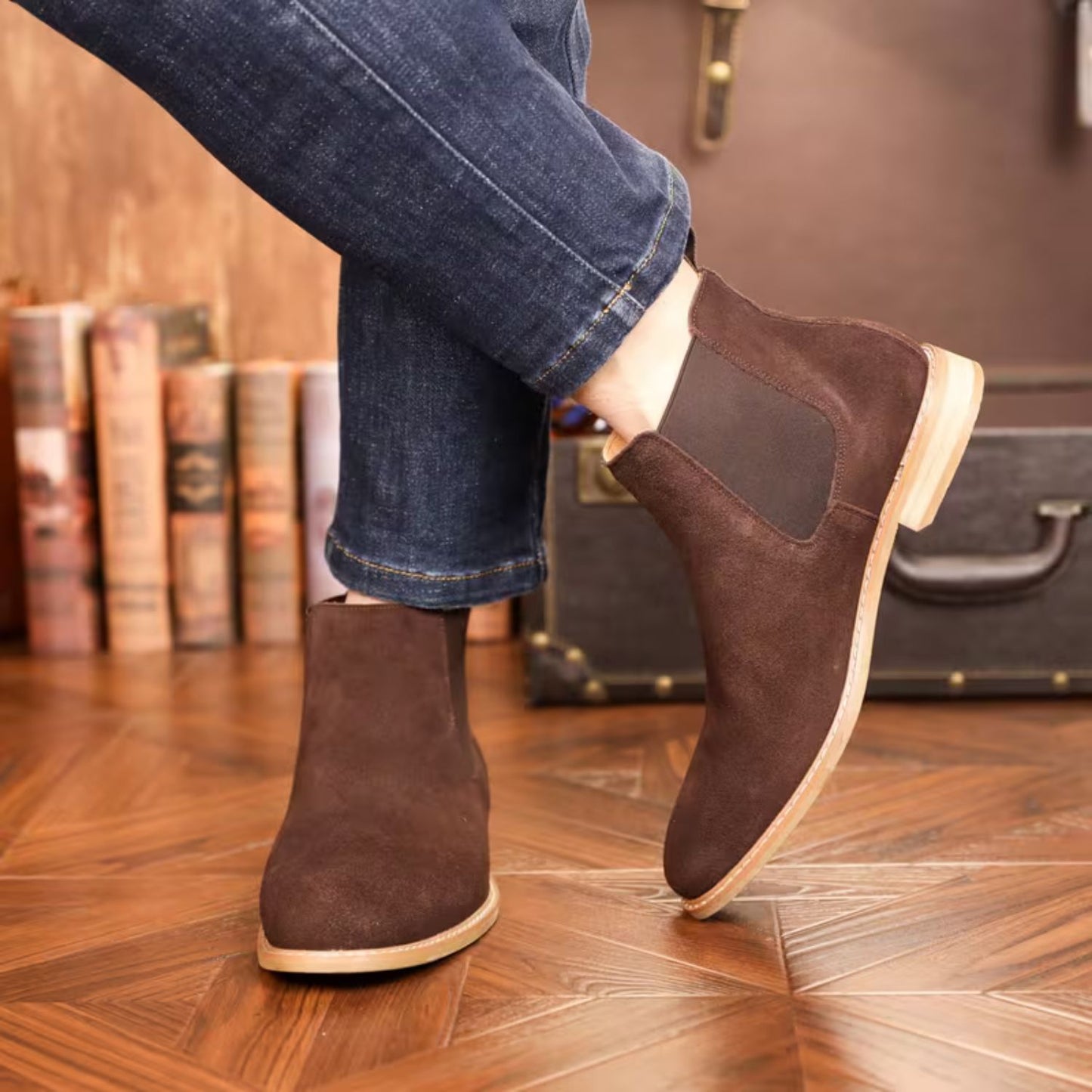 Classic Suede Chelsea Boots | Revangiol