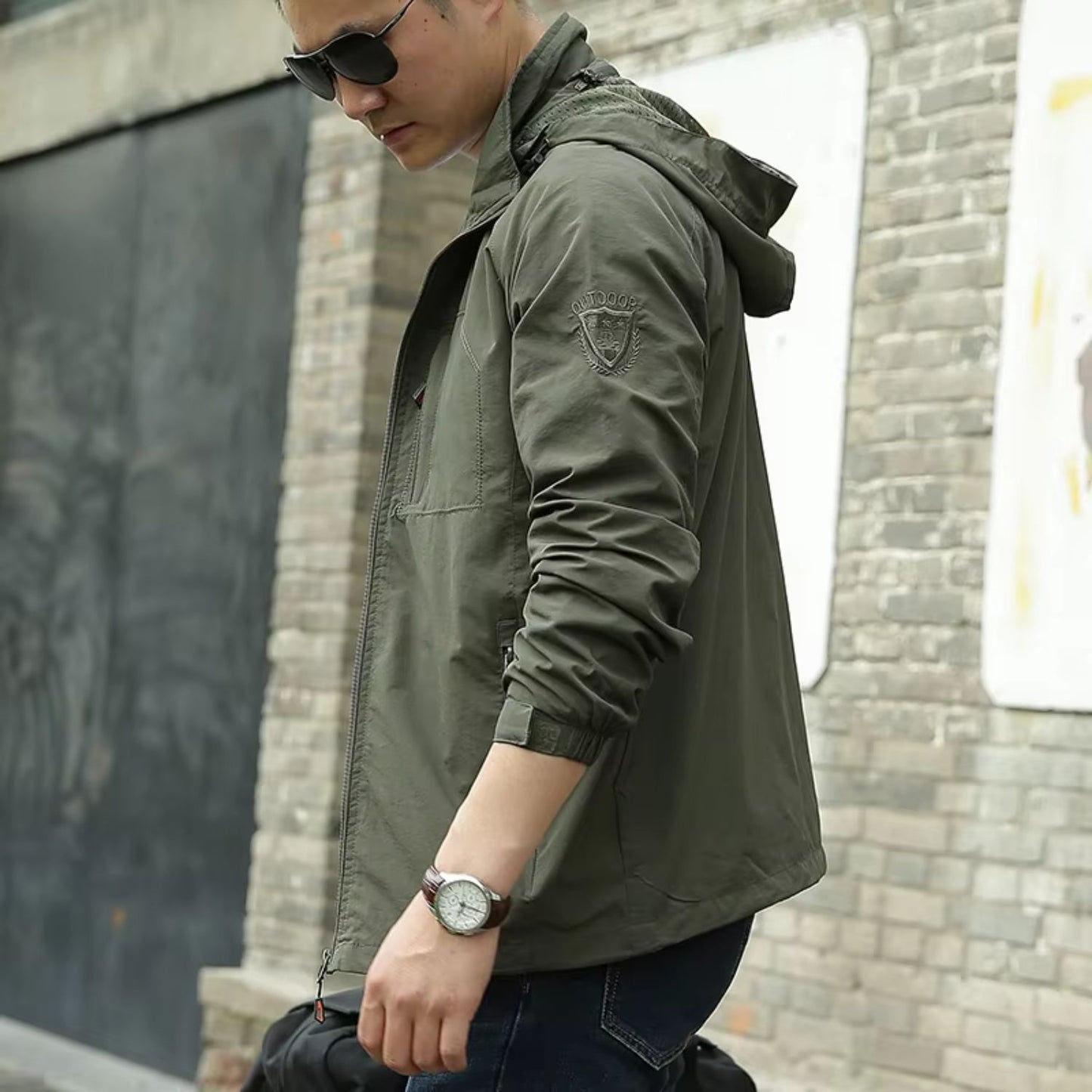 Breathable Cargo Waterproof Jacket | Revangiol