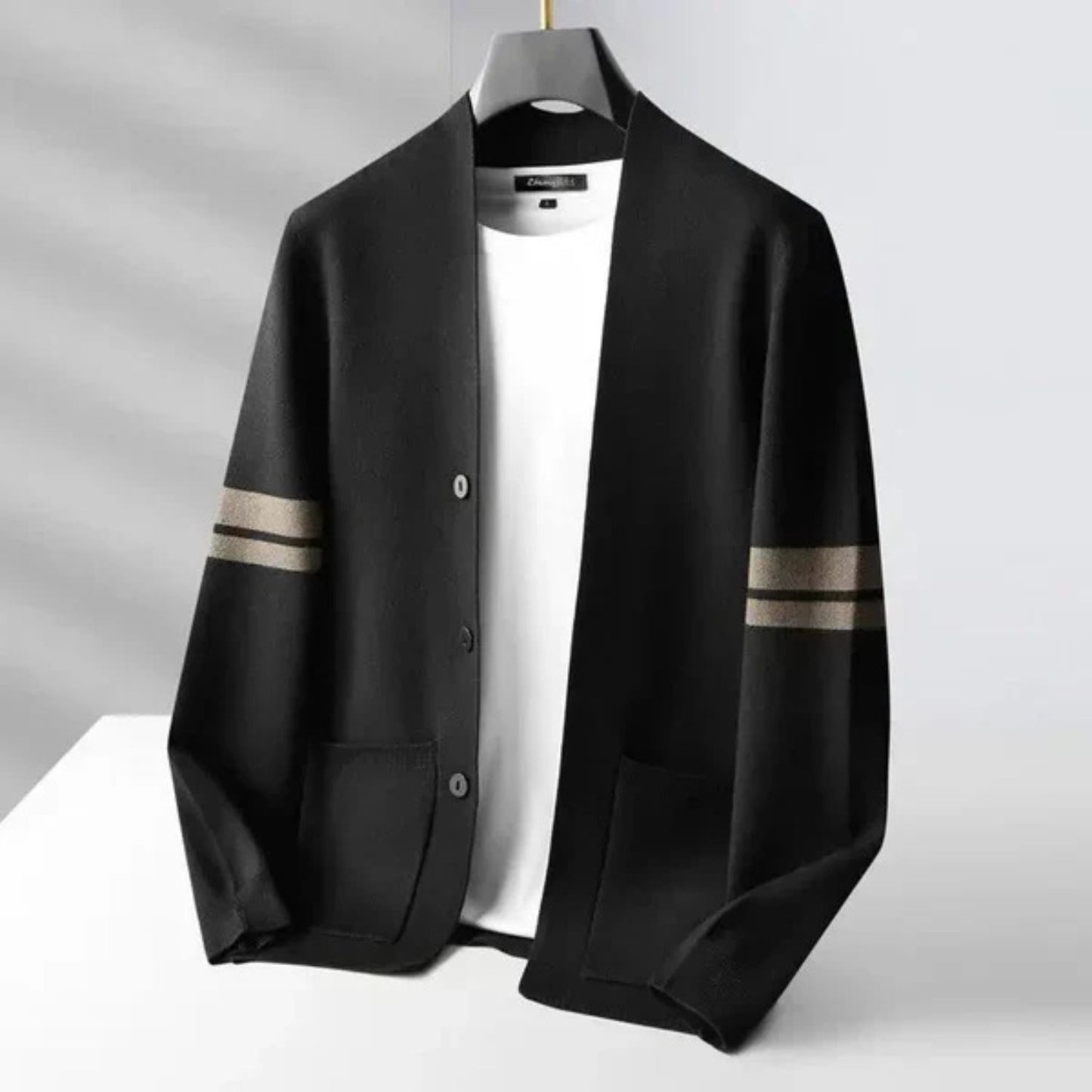 Minimalist Stripe Sleeve Cardigan | Revangiol