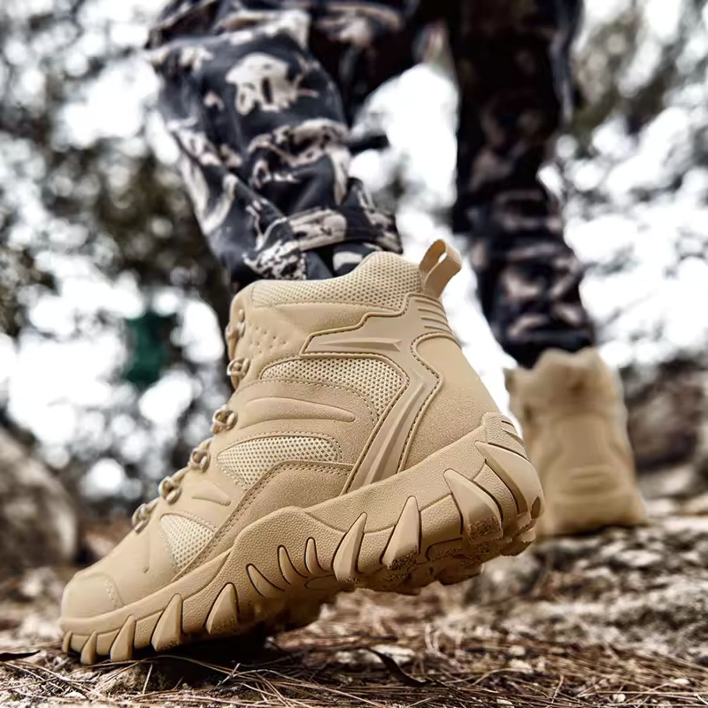 Lightweight Trekking Hiking Boots | Revangiol