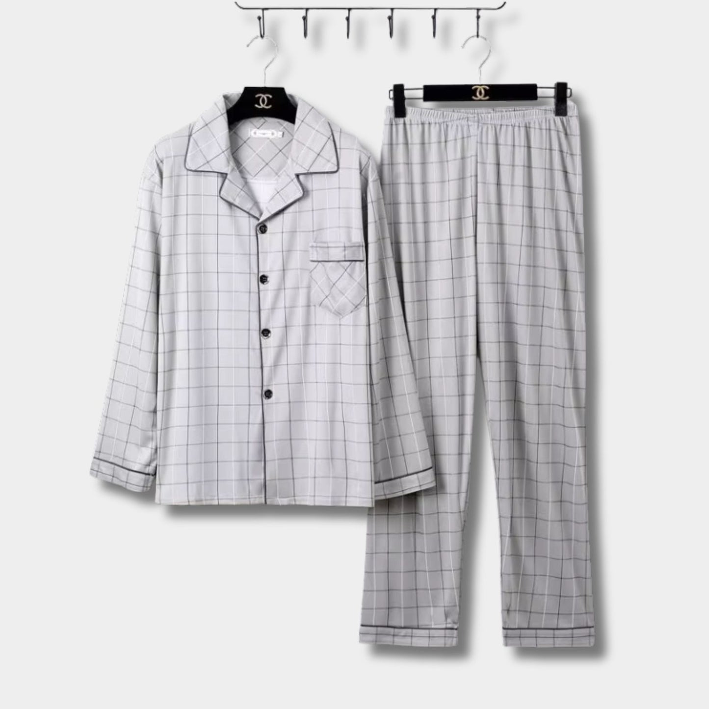 Feather Print Button Pajama Set | Revangiol