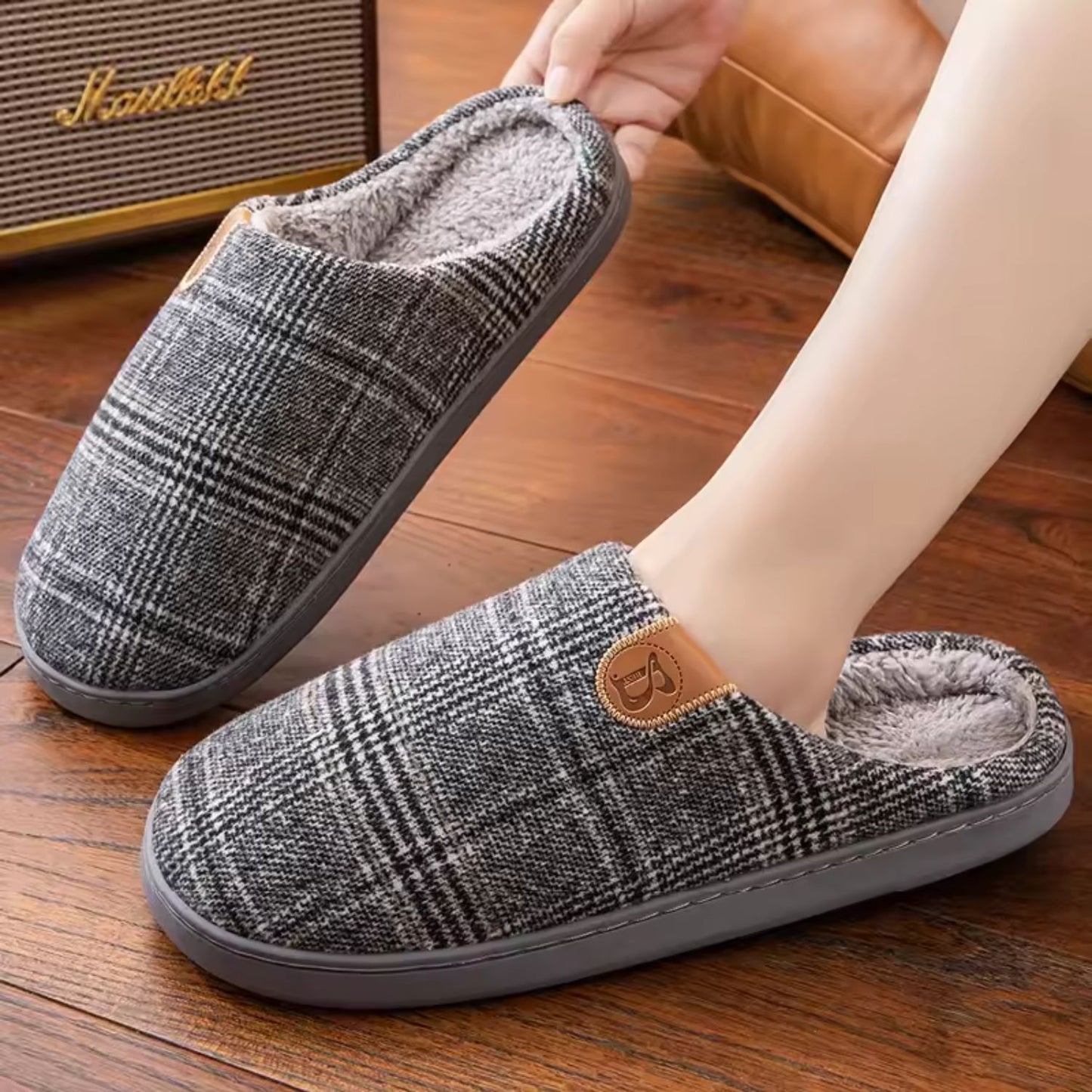 Plush Fleece Tartan Slippers | Revangiol