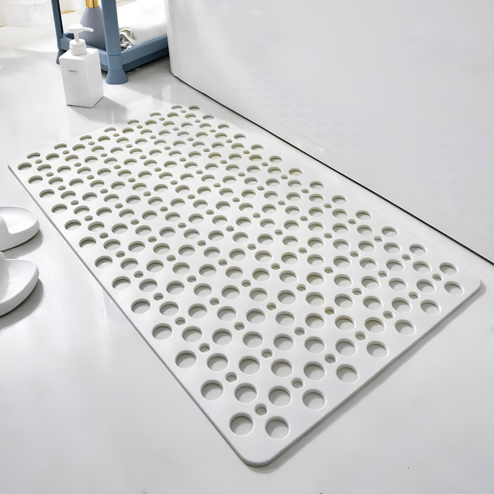 SafeStep Non-Slip Shower Mat | Revangiol