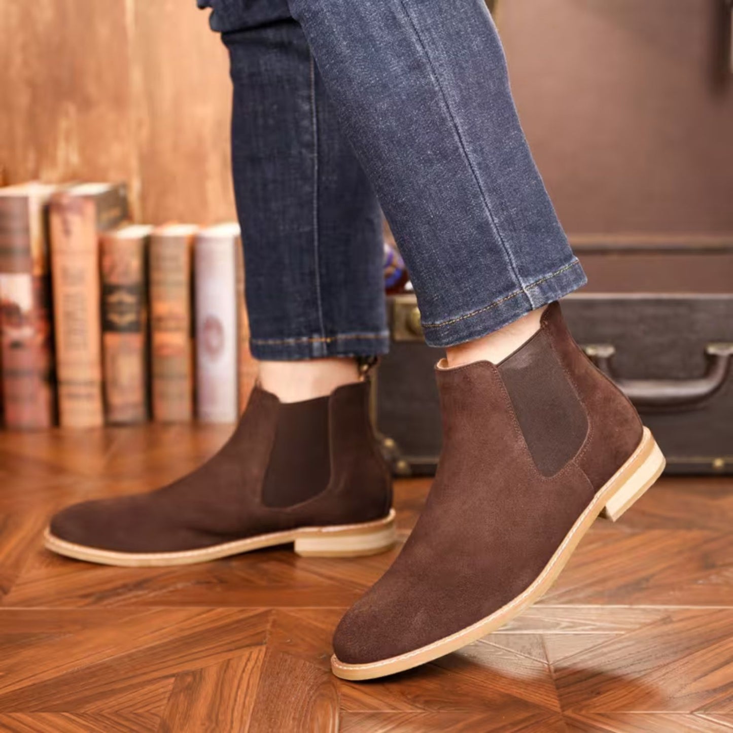 Classic Suede Chelsea Boots | Revangiol