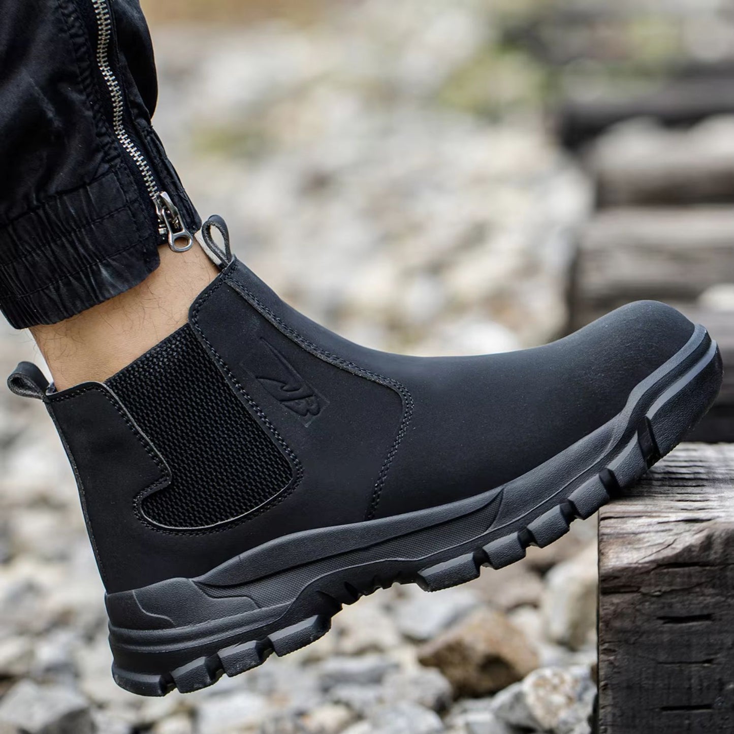 Wide Fit Safety Work Boots | Revangiol