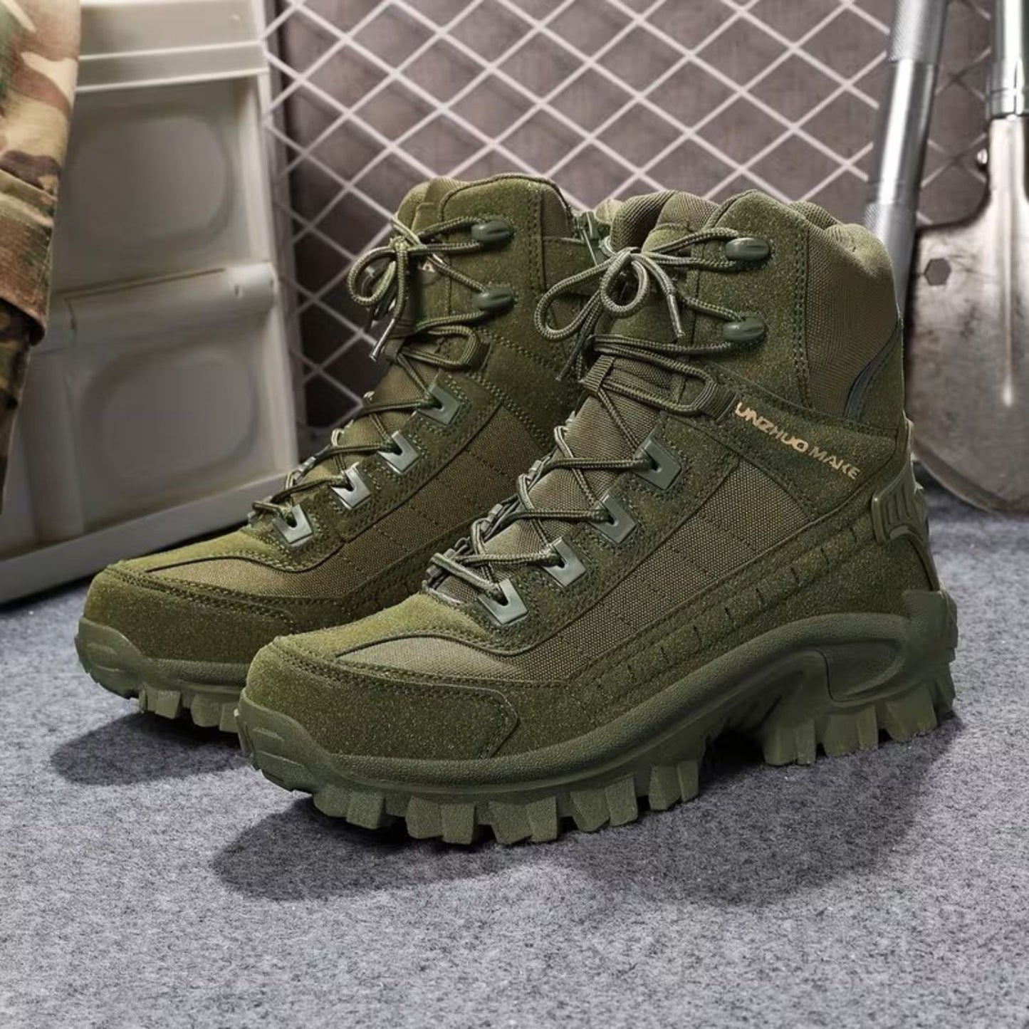 Desert Trek Hunting Boots | Revangiol