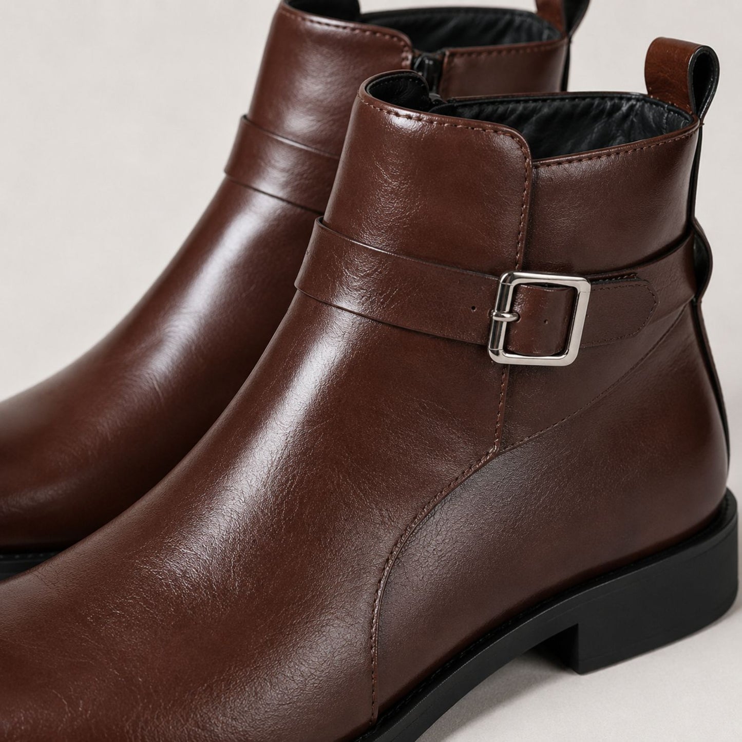 Buckle Chelsea Boots | Revangiol