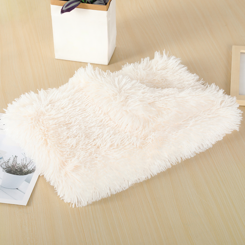 Calm Nest Cozy Pet Blanket | Revangiol