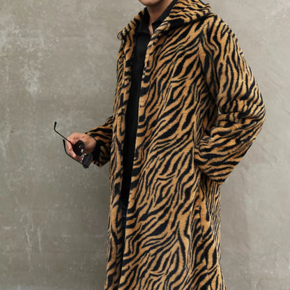 Bold Patterned Plush Fur Coat | Revangiol
