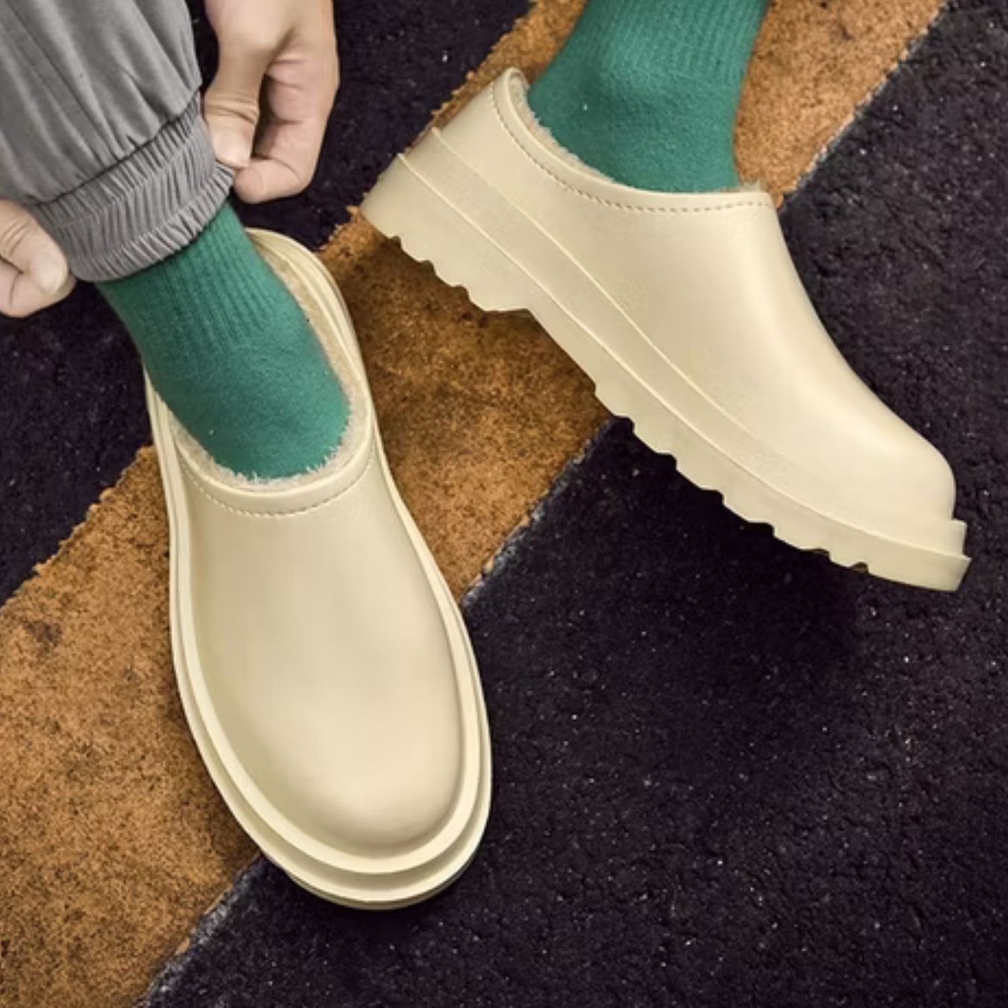Waterproof Plush Slip-On Slippers | Revangiol