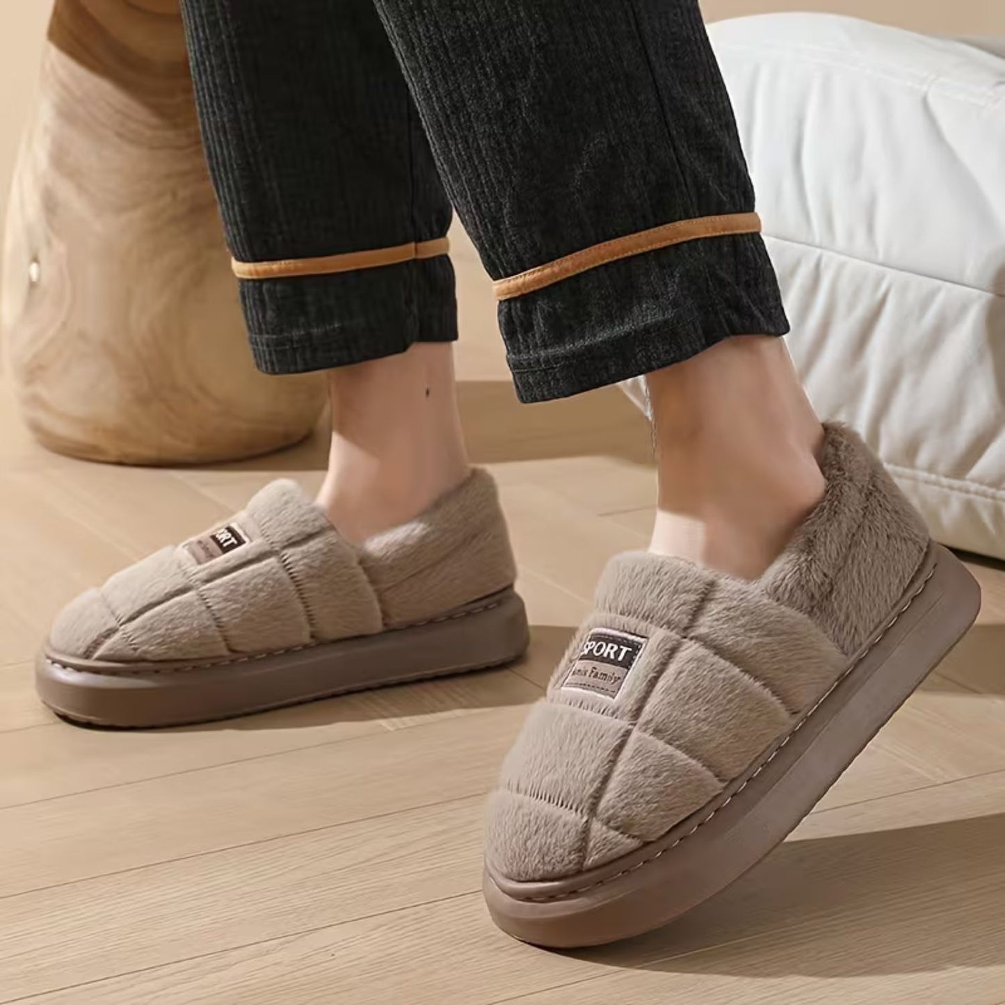 Plush Padded Winter Slippers | Revangiol