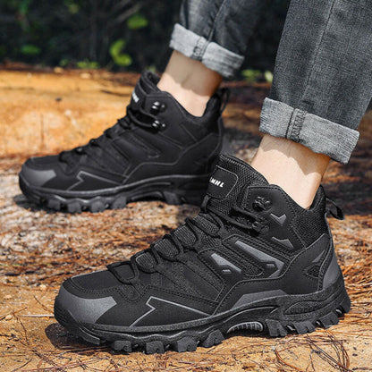 Lightweight Trail Hiking Boots | Revangiol