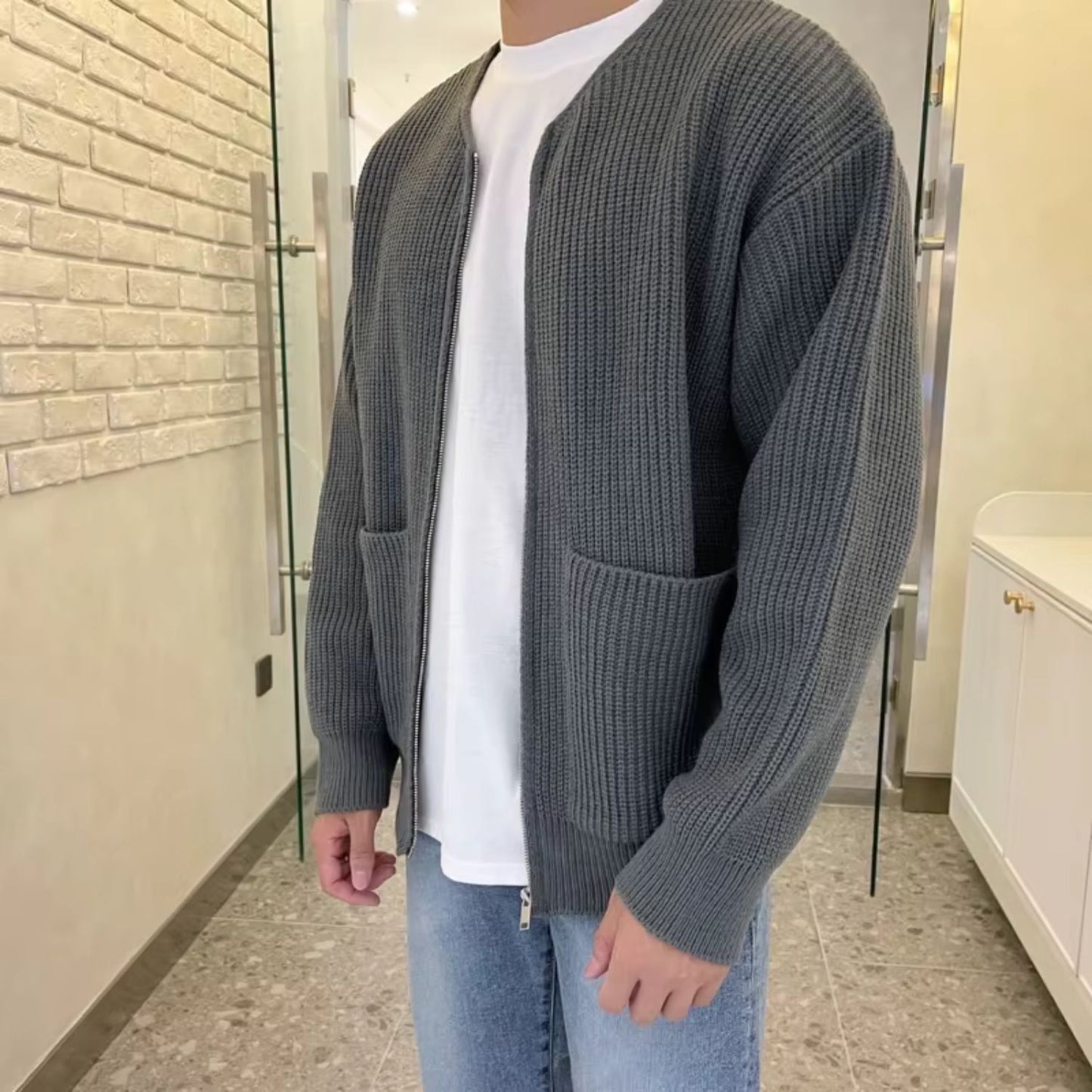 Minimalist Zip Knit Cardigan | Revangiol