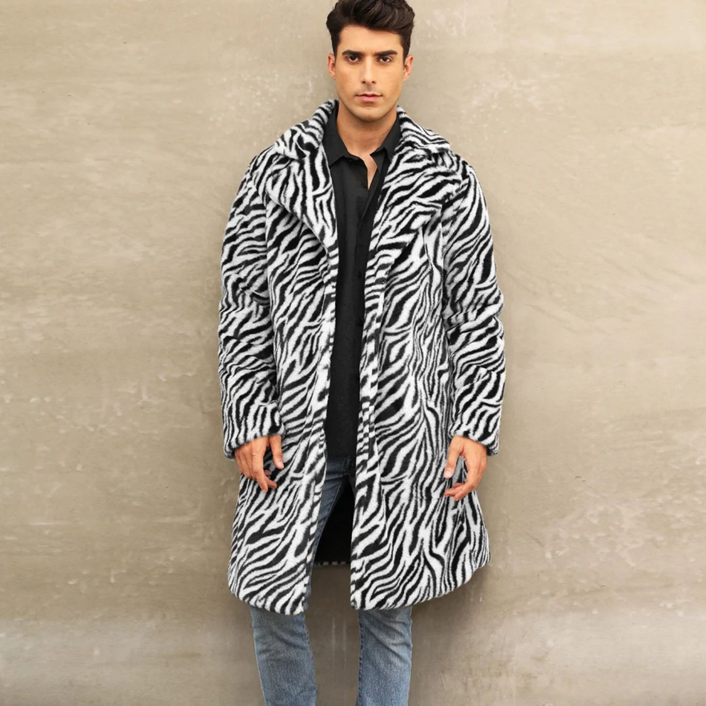 Bold Patterned Plush Fur Coat | Revangiol