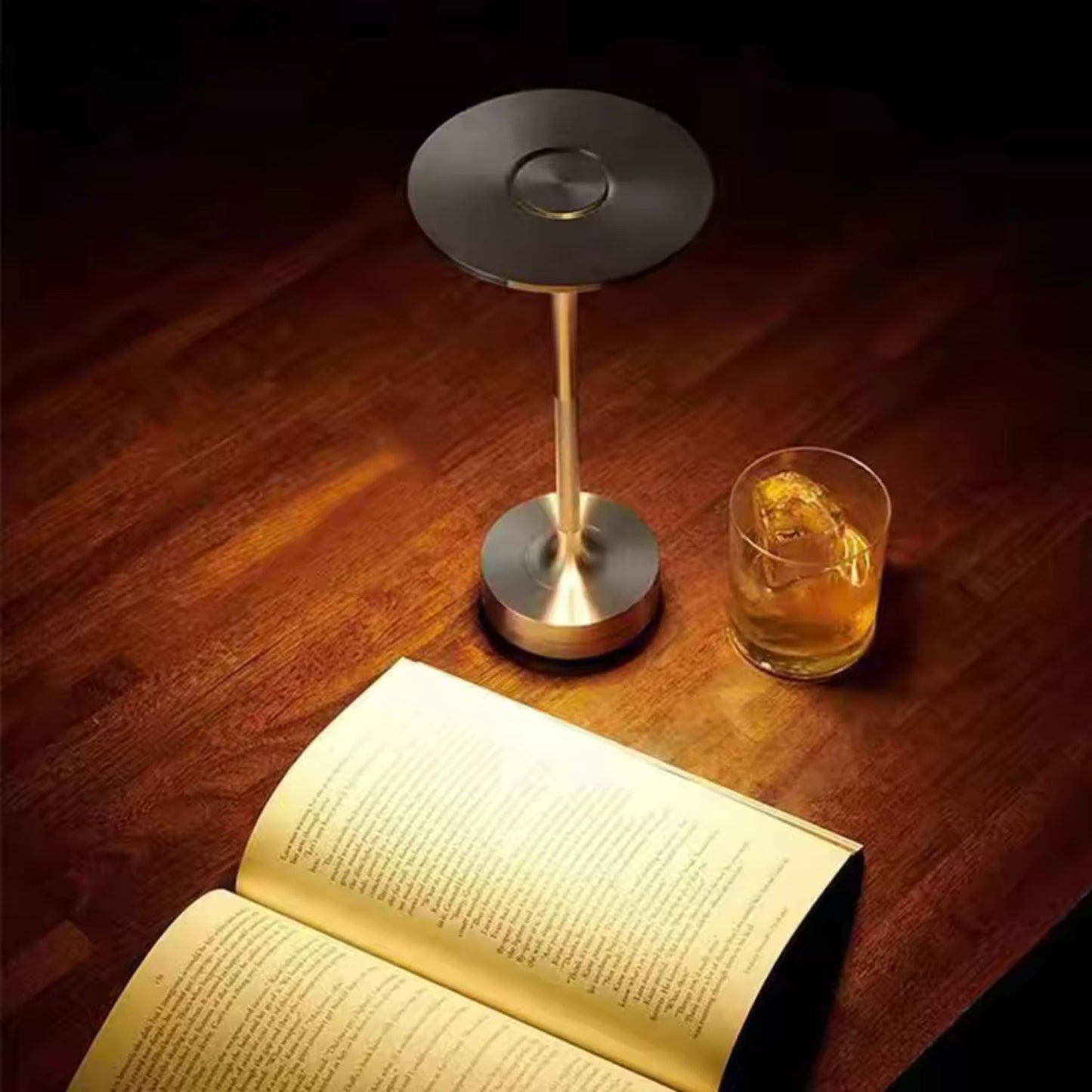 Rechargeable LED Table Lamp | Revangiol