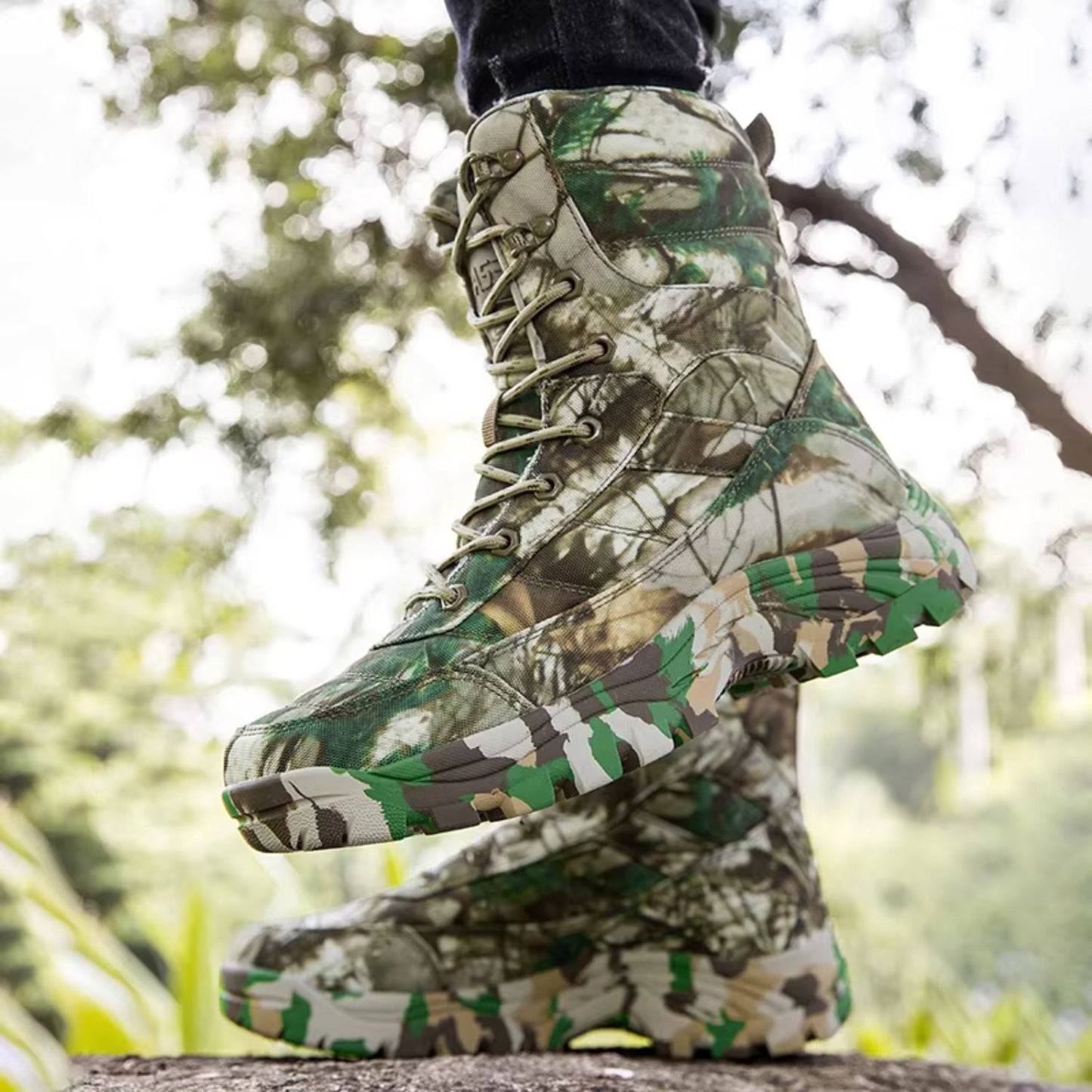 Insulated Camo Hunting Boots | Revangiol
